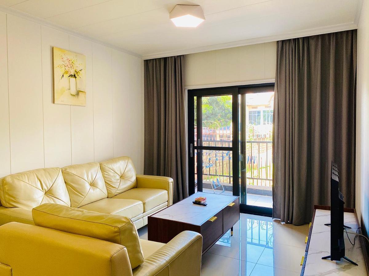 Phoenix Apartment By Link Kigali Extérieur photo